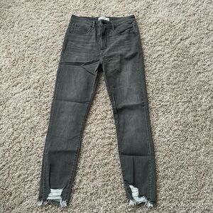Abercrombie Skinny Ankle Gray Jeans Size 28 / 6